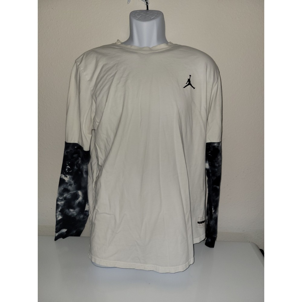 Nike Air Jordan Clouded Nightmares long‎ sleeve shirt white size XL